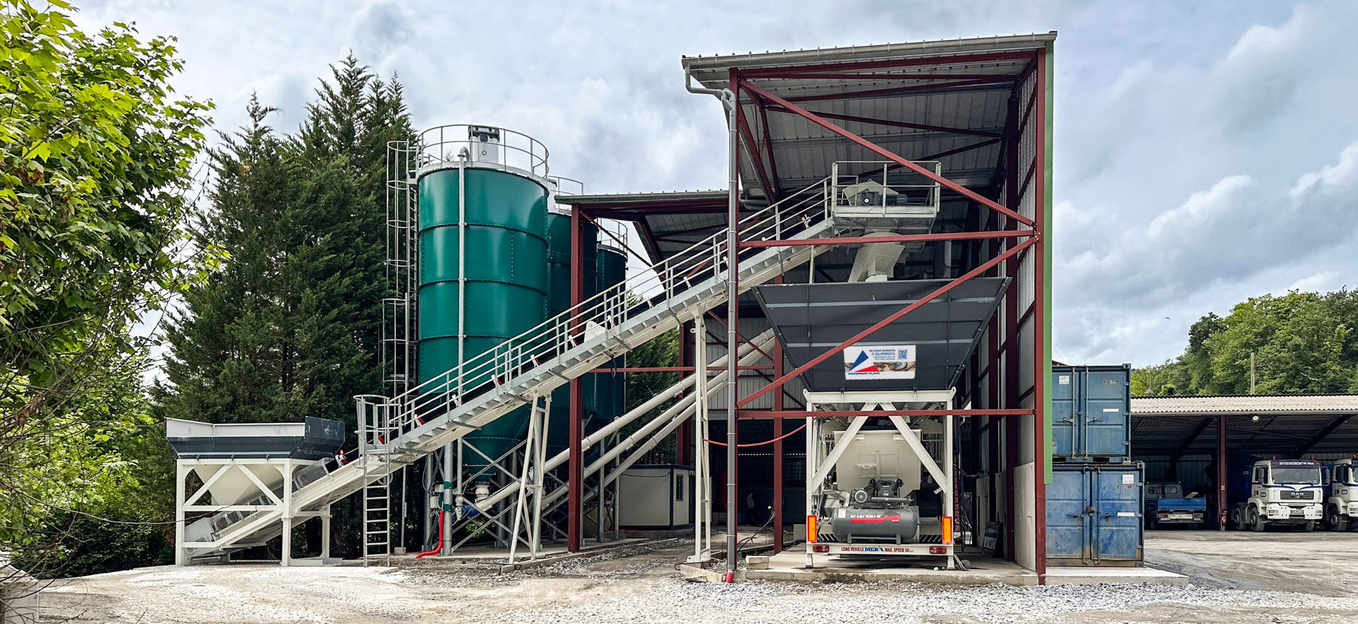 Central-a-beton-mobile-01b
