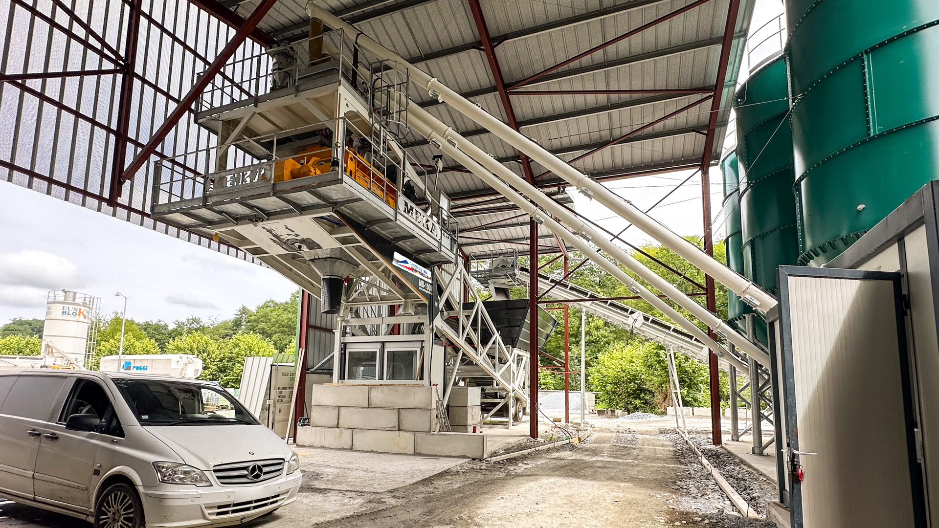 Central-a-beton-mobile-09